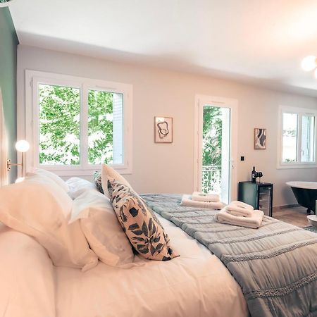 Les Suites De L'Etang キュキュロン エクステリア 写真